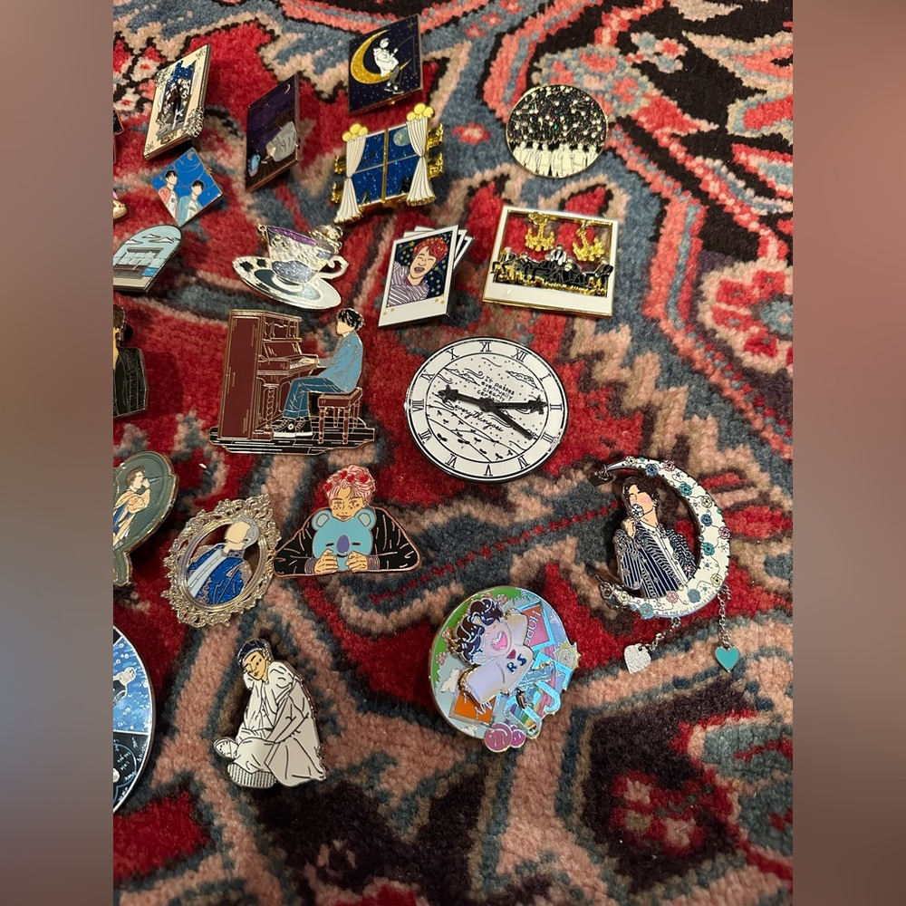 Large BTS Enamel Pin Lot - Picture 10 of 10